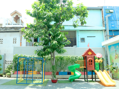Sân Trường 