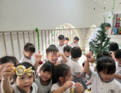 LỚP MẦM: TRANG TRÍ GIÁNG SINH