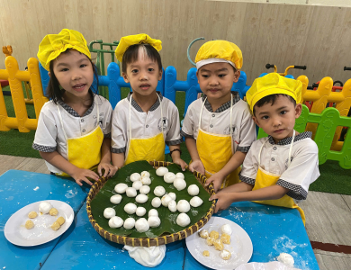 TRÔI NƯỚC TẶNG MẸ NGÀY 8/3